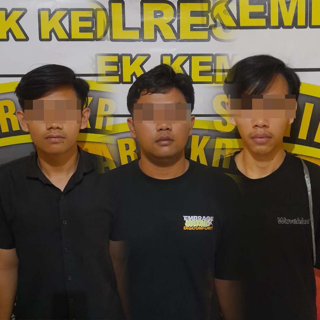 3 Pemuda Beli Narkoba Melalui Instagram