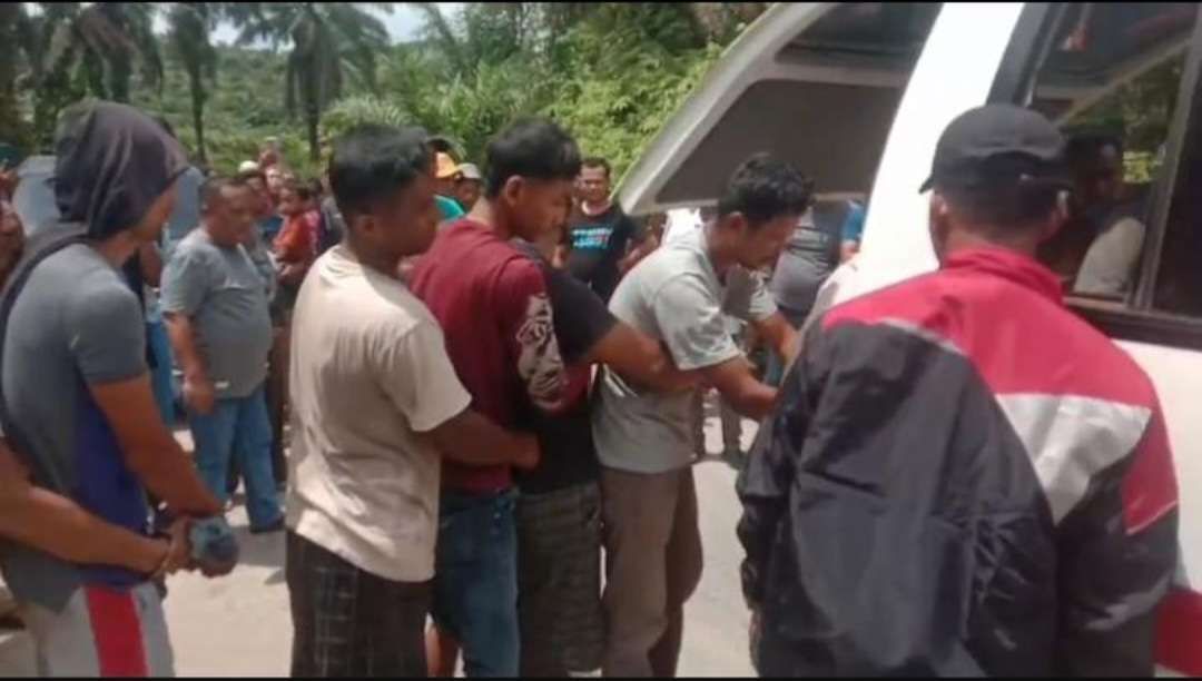Tim Gabungan TNI Polri Gerebek Sarang Narkoba di Kualuh Hulu