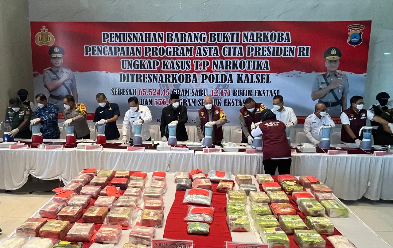 Ungkap Jaringan Narkoba Internasional, Polda Kalsel Sita 65 Kg Sabu dan 12.171 Ekstasi