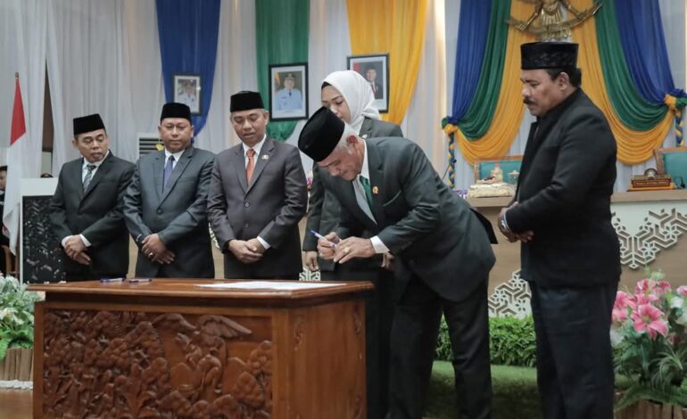 DPRD Gelar Rapat Paripurna Penetapan Bupati dan Wabup Terpilih Batola