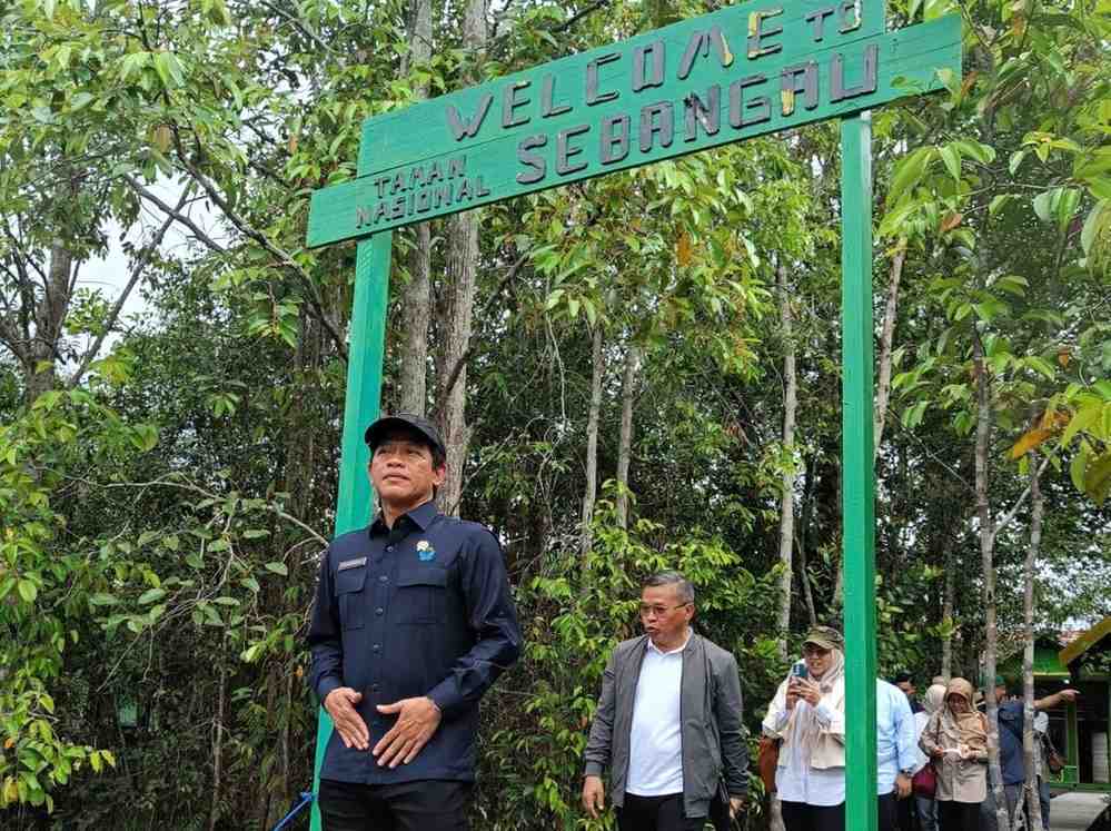 Menteri Hanif Tinjau Pemulihan Ekosistem Gambut di TN Sebangau Kalteng