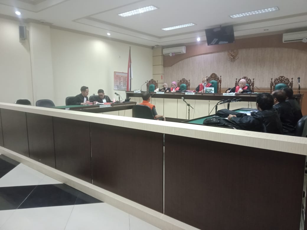 Sidang Perdana AA Bos Perumahan Yang Rugikan Negara Rp5,2 Miliar
