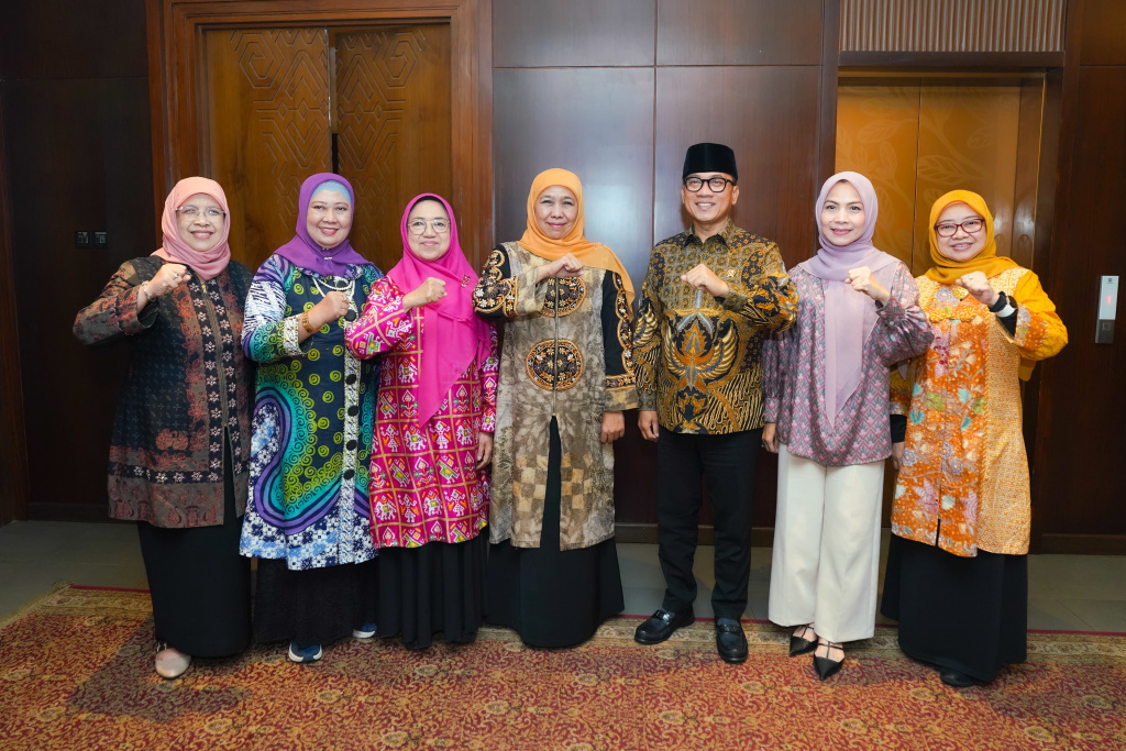 Audiensi ke Menteri PDT, Khofifah Bersama Muslimat NU Siap Tingkatkan Kerja Sama Pemberdayaan Masyarakat