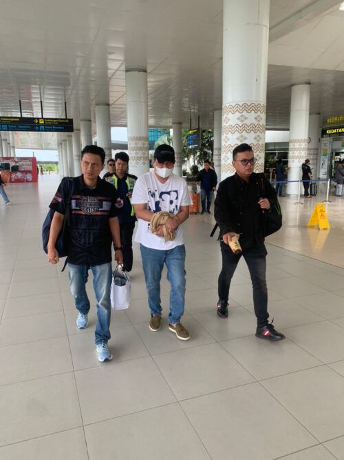 TIM AMC Kejagung Tangkap Terpidana Buronan dari Kejari HSU