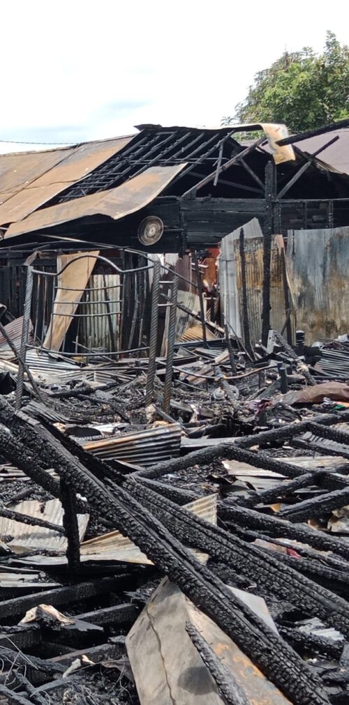 Warga Alalak Selatan Panik, Rumah Terbakar