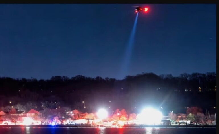 18 Jenazah Korban Tabrakan American Airlines dan Black Hawk Ditemukan