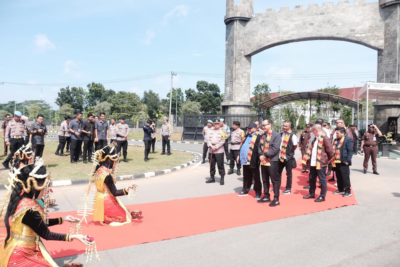 Komisi III DPR Minta Polda Kalsel Layani Aduan Masyarakat, Jangan Tunggu Viral