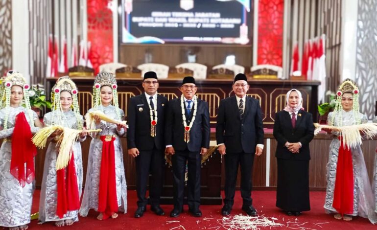 DPRD Gelar Paripurna Serah Terima Jabatan Bupati dan Wabup Kotabaru