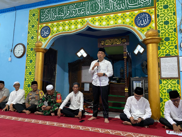 Safari Ramadan di Kuripan, Wabup Herman Sampaikan Rencana Pembangunan Berkelanjutan