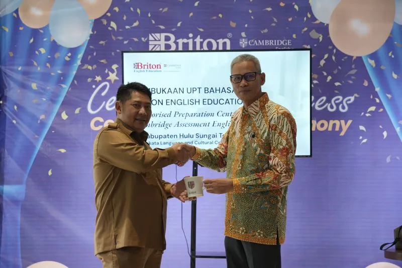 Pemkab HST dan Briton English Akan Membangun UPT Bahasa Asing