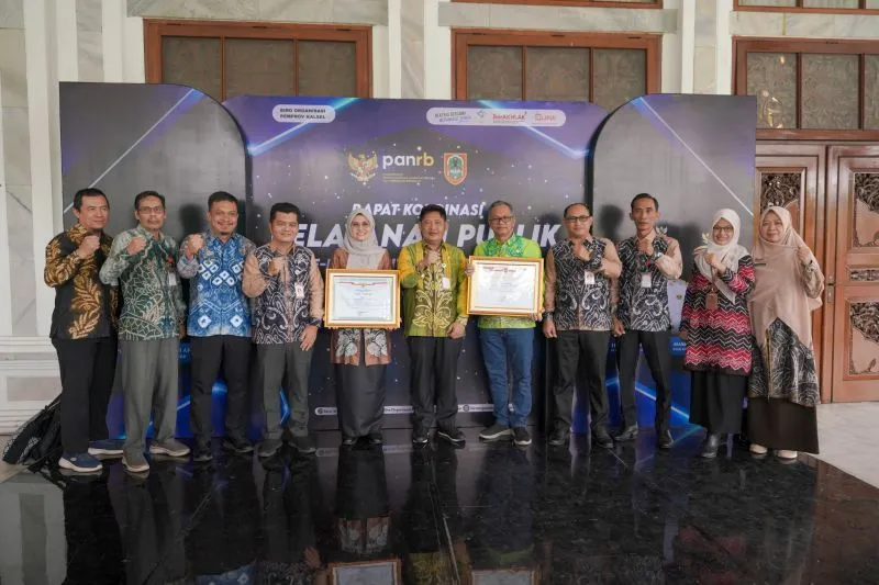 Pemkab HST Raih Tiga Penghargaan Pelayanan Publik dan Akuntabilitas Kinerja