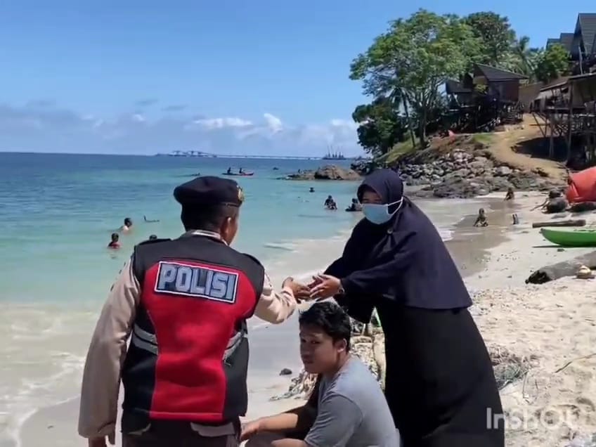 Ramai Wisatawan Kunjungi Teluk Tamiang Saat Libur Lebaran