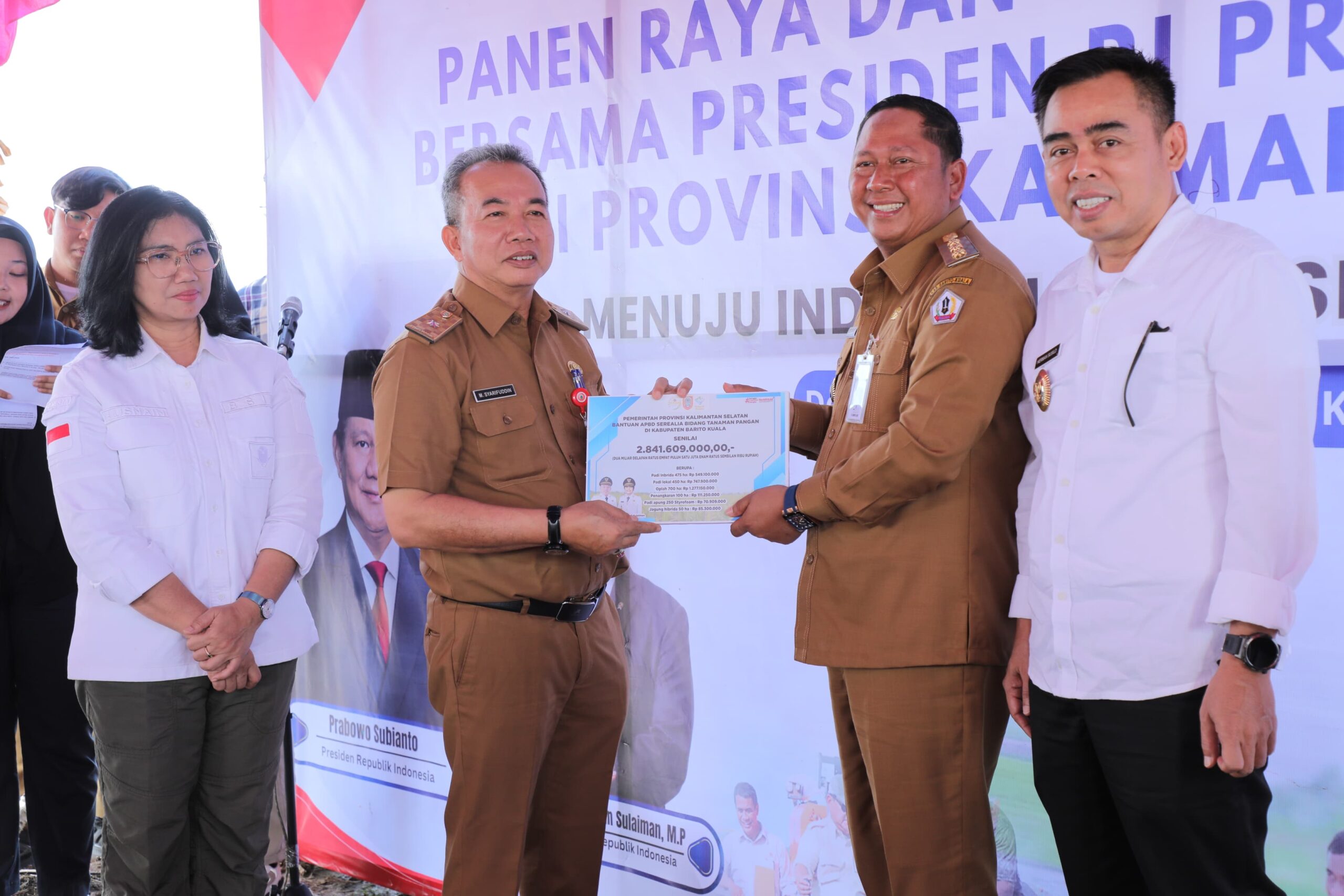 Panen Raya Padi, Kalsel Komitmen Tingkatkan Produksi Padi Nasional