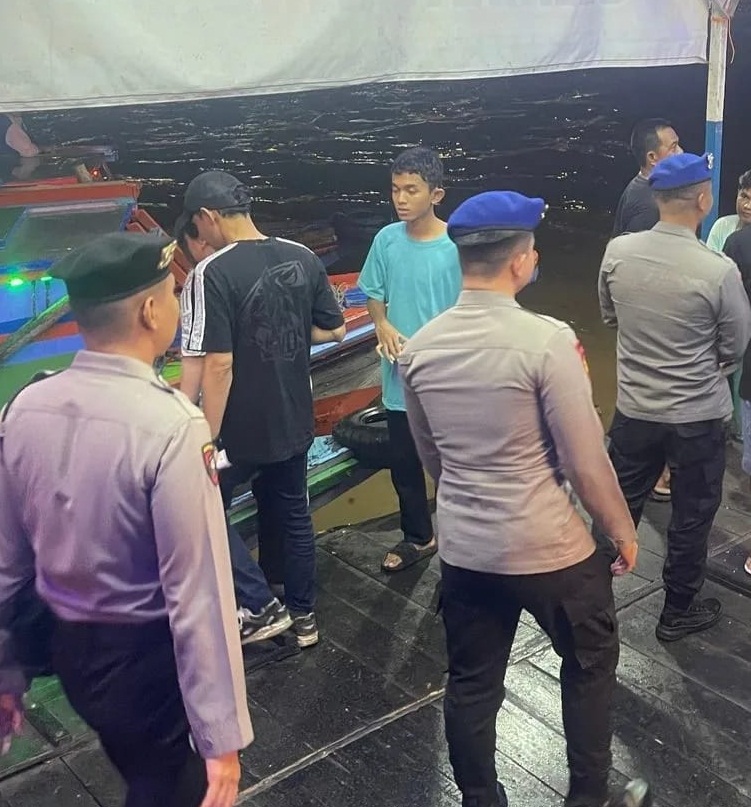 Petugas Gabungan Amankan Siring Menara Pandang Pasca Idul Fitri