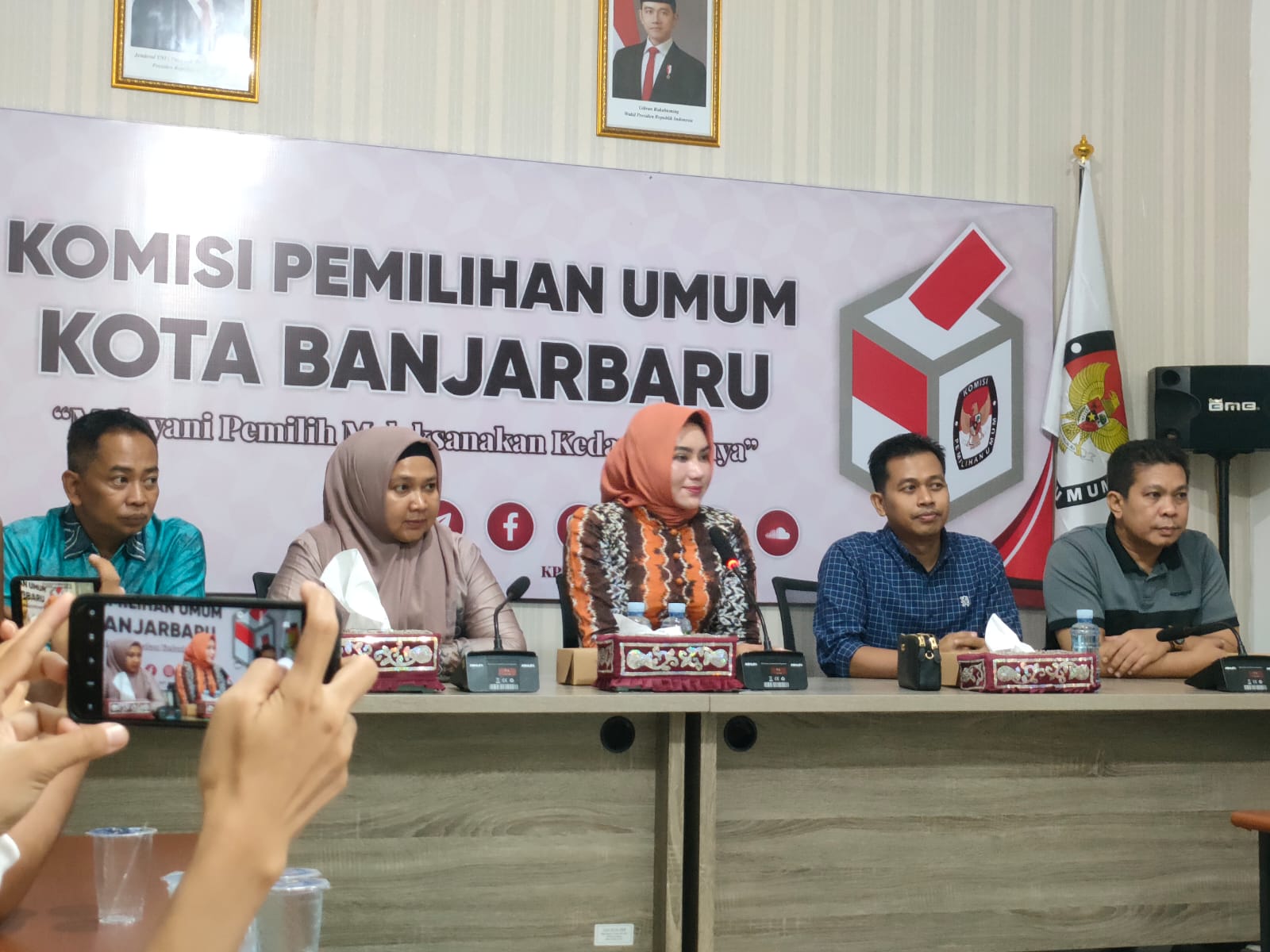 KPU Kalsel Cabut Status dan Hak LPRI atas Pelanggaran Administrasi