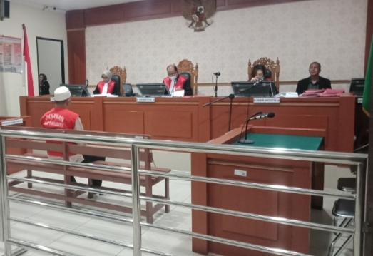 Jual Narkoba, Terdakwa Khomeini Dituntut 4,5 Tahun Penjara