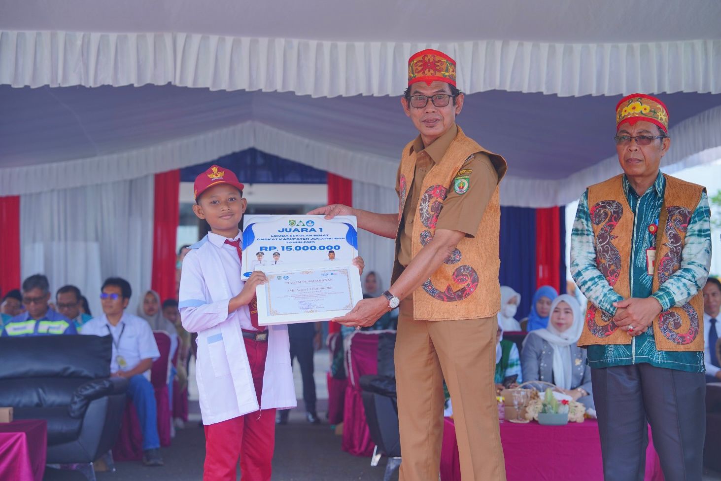 Wabup Balangan Ajak Masyarakat Wujudkan Pendidikan Bermutu di Peringatan Hardiknas 2025
