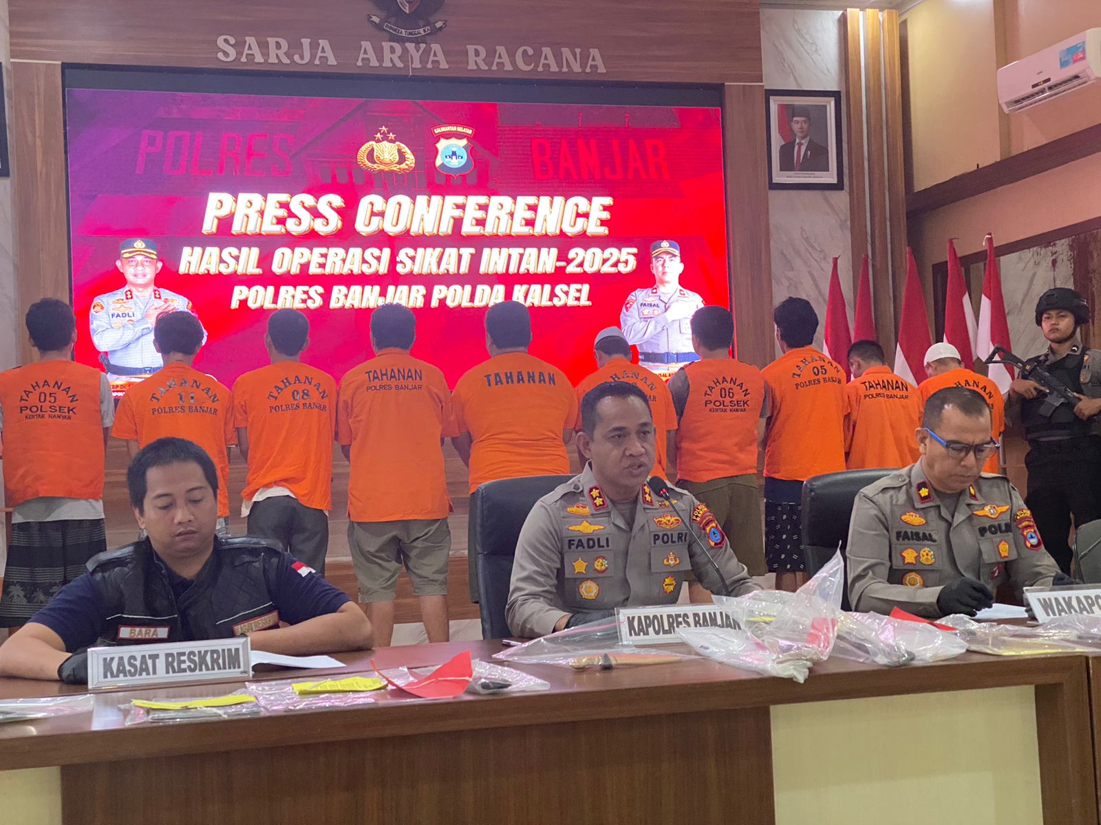 Polres Banjar Tangkap 116 Tersangka Kejahatan selama Operasi Sikat Intan