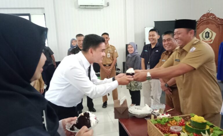 83 SK CPNS Formasi Tahun 2024 Diserahkan Bupati Barito Kuala