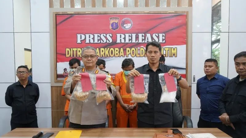 MOBS Dijanjikan Upah Rp150 Juta untuk Kiriman 1 Kg Sabu