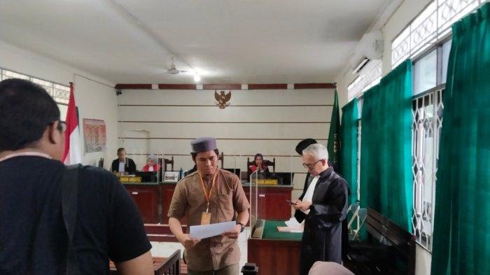 Firly Owner Mama Khas Banjar Dituntut Bebas dari Segala Dakwaan
