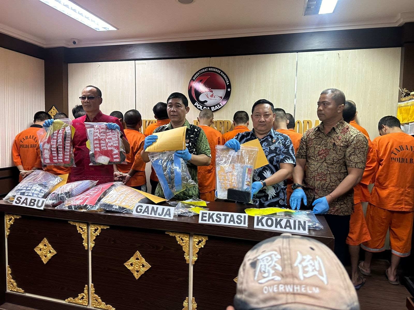 8 WNA Kepergok Bawa Narkoba Melalui Bandara I Gusti Ngurah Rai