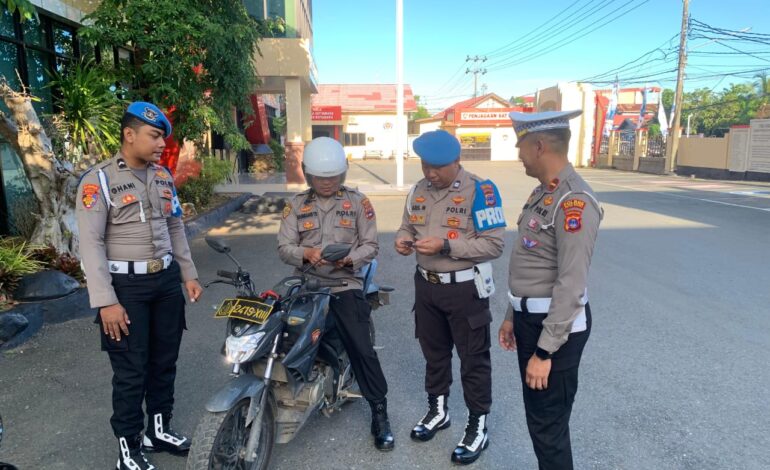 Sipropam dan Satlantas Cek Kelengkapan Anggota Polres Kotabaru