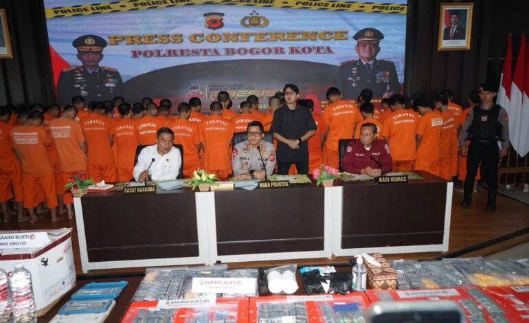 Puluhan Pengedar Narkoba dan Produsen Miras Ditangkap
