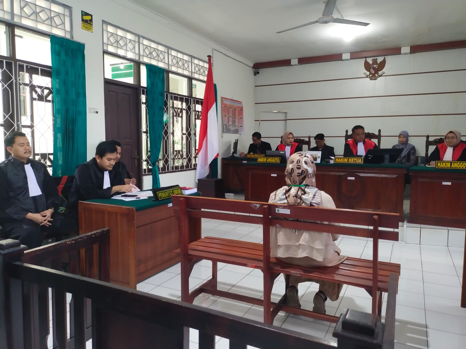 Terbukti Rilis Quick Count PSU Banjarbaru, Ketua LPRI Kalsel Divonis Pidana Percobaan