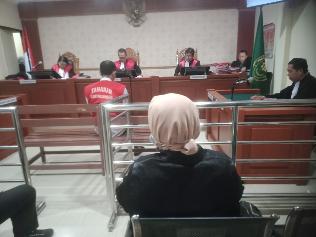 Damai Yoga Didakwa Bawa 17 Kg Sabu dengan Janji Upah Rp180 Juta