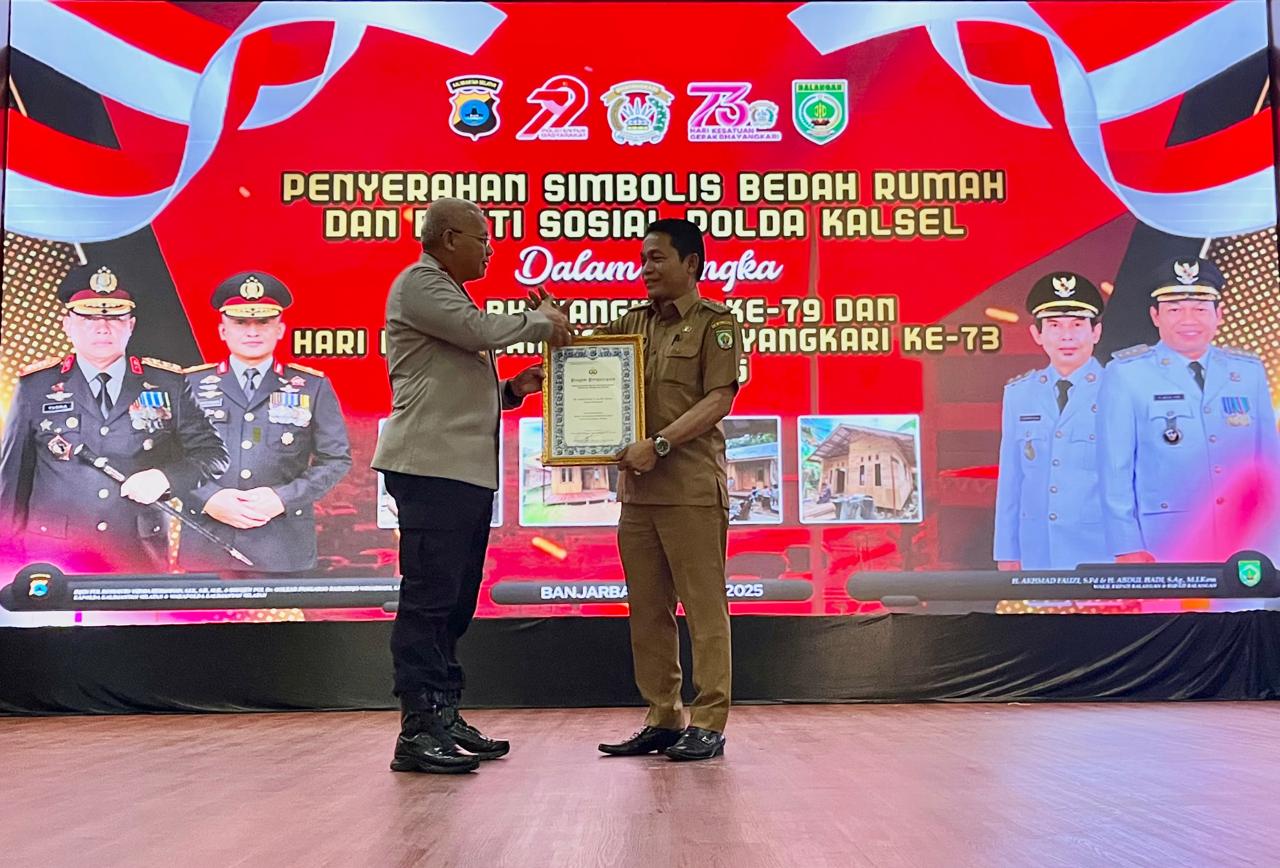 Polda Kalsel Gelar Bakti Sosial Bedah Rumah 327 Unit