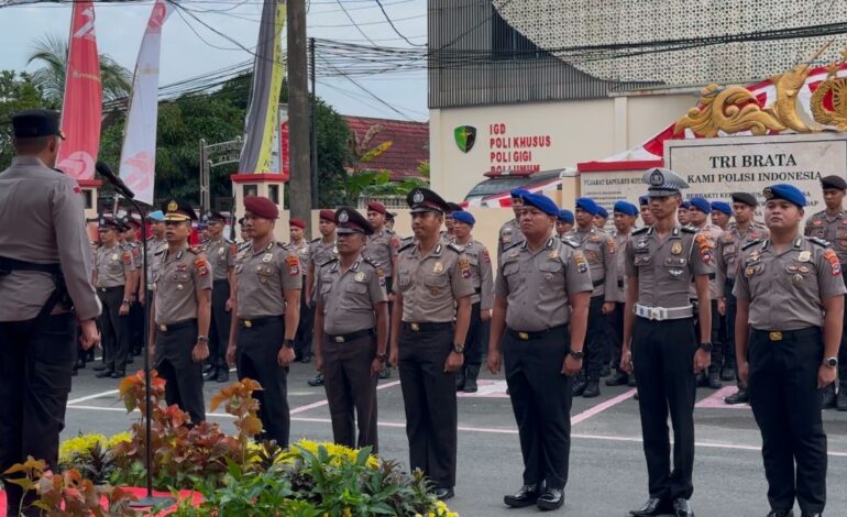 37 Personel Polres Kotabaru Naik Pangkat, Termasuk 3 Pejabat Utama