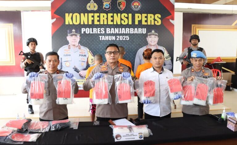 Polres Banjarbaru Tangkap Tiga Perempuan yang Bawa 10,3 Kg Sabu Asal Pontianak