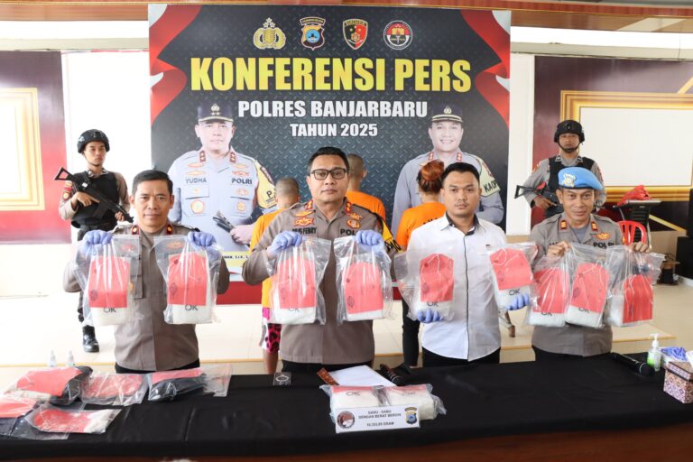 Polres Banjarbaru Tangkap Tiga Perempuan yang Bawa 10,3 Kg Sabu Asal Pontianak