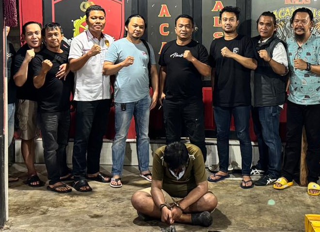 Dinasihati Keluarga, Pembunuh Serahkan Diri
