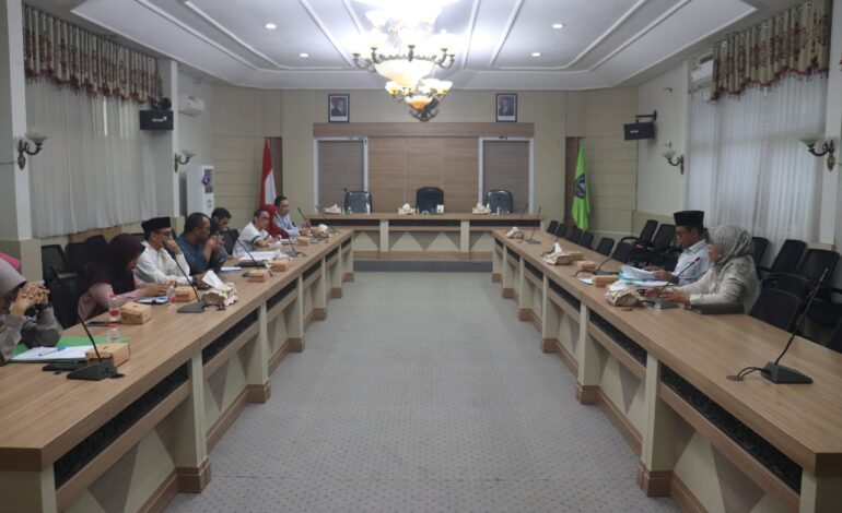 Pemkab HSS Bahas Strategi Penguatan Program Pendidikan Dokter Spesialis