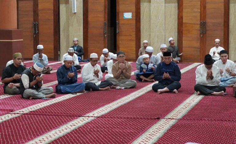 Pengajian Rutin Malam Senin Pererat Silaturahmi Pemerintah dan Masyarakat Kabupaten HSS