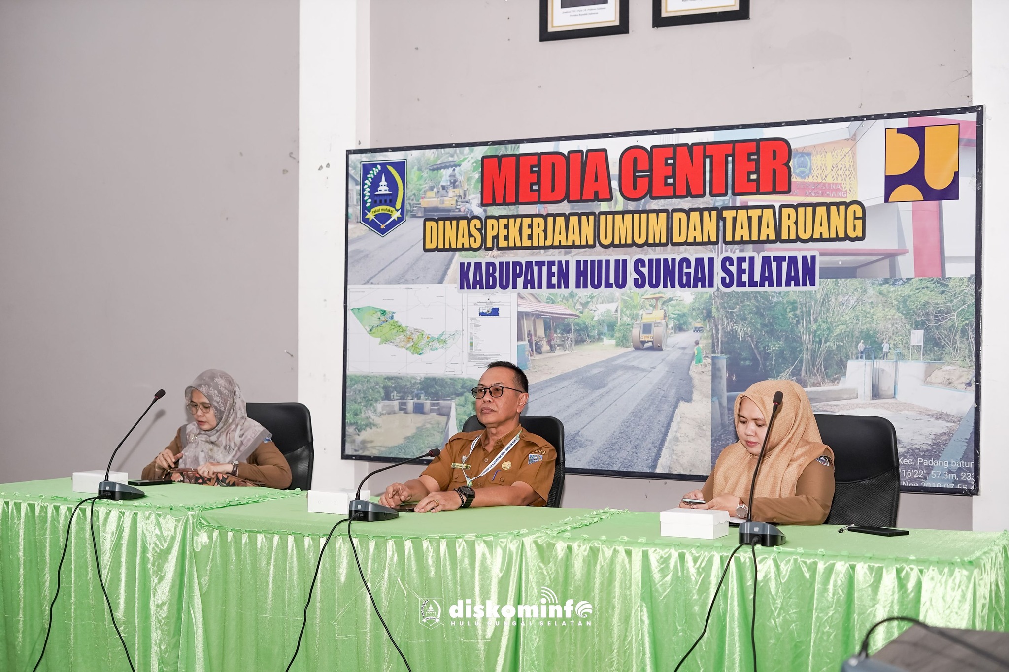 Percepat Layanan Perizinan, Sekda HSS Hadiri Peresmian Layanan PBG 10 Jam Selesai