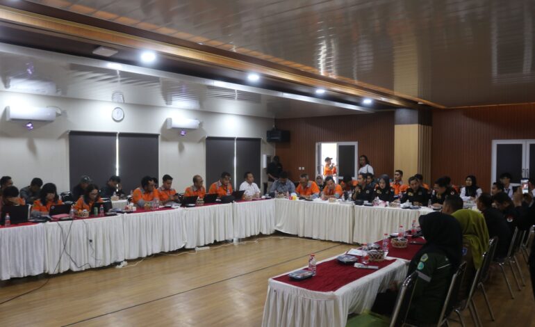 KOMISI III DPRD HSS TINJAU PENGOLAHAN PERTAMBANGAN PT AGM, TEKANKAN TRANSPARANSI DAN KOMITMEN CSR