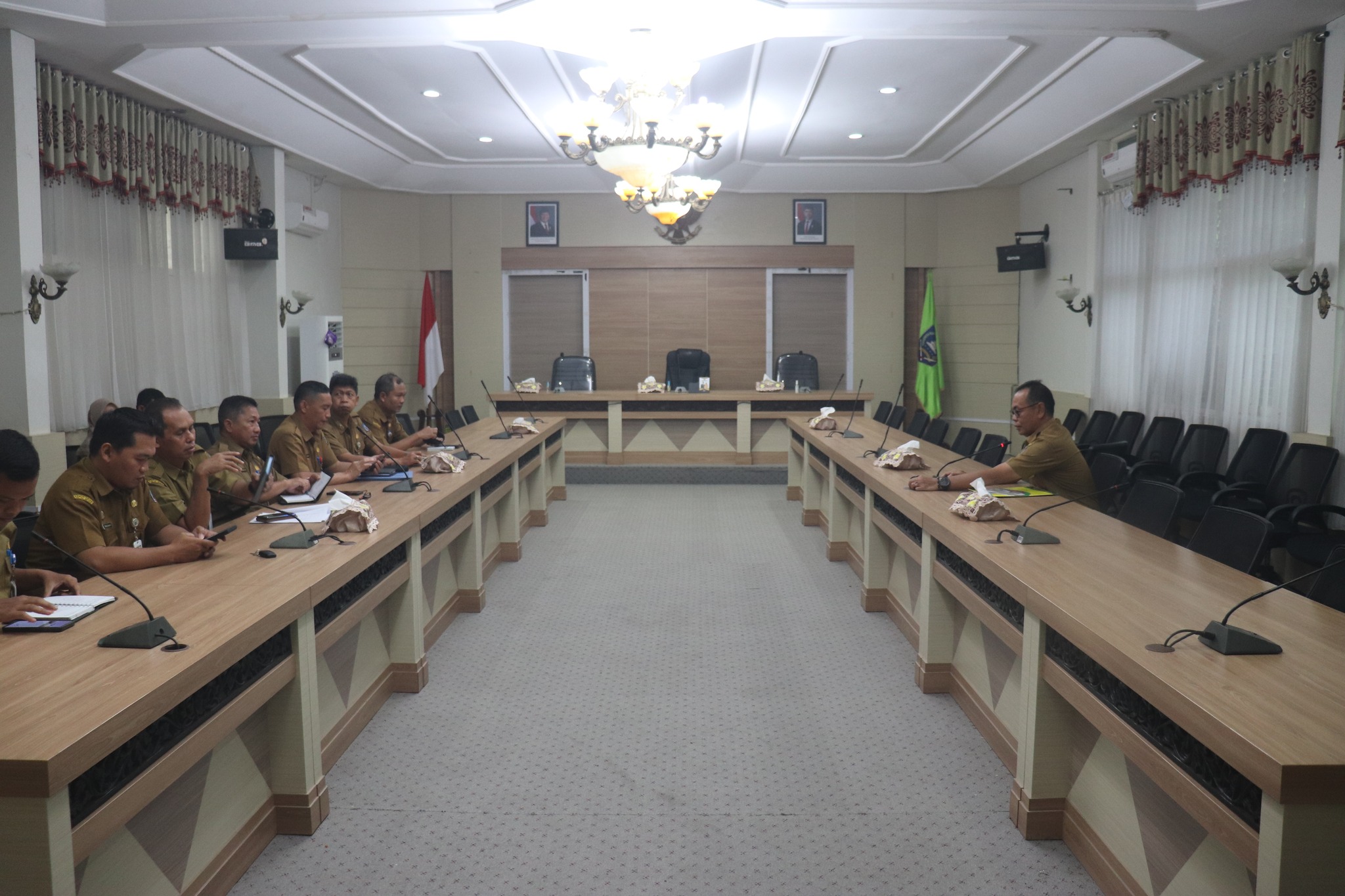 Pemkab HSS Gelar Rapat Penanggulangan Bencana, Salurkan Bantuan untuk Korban Banjir Kalumpang