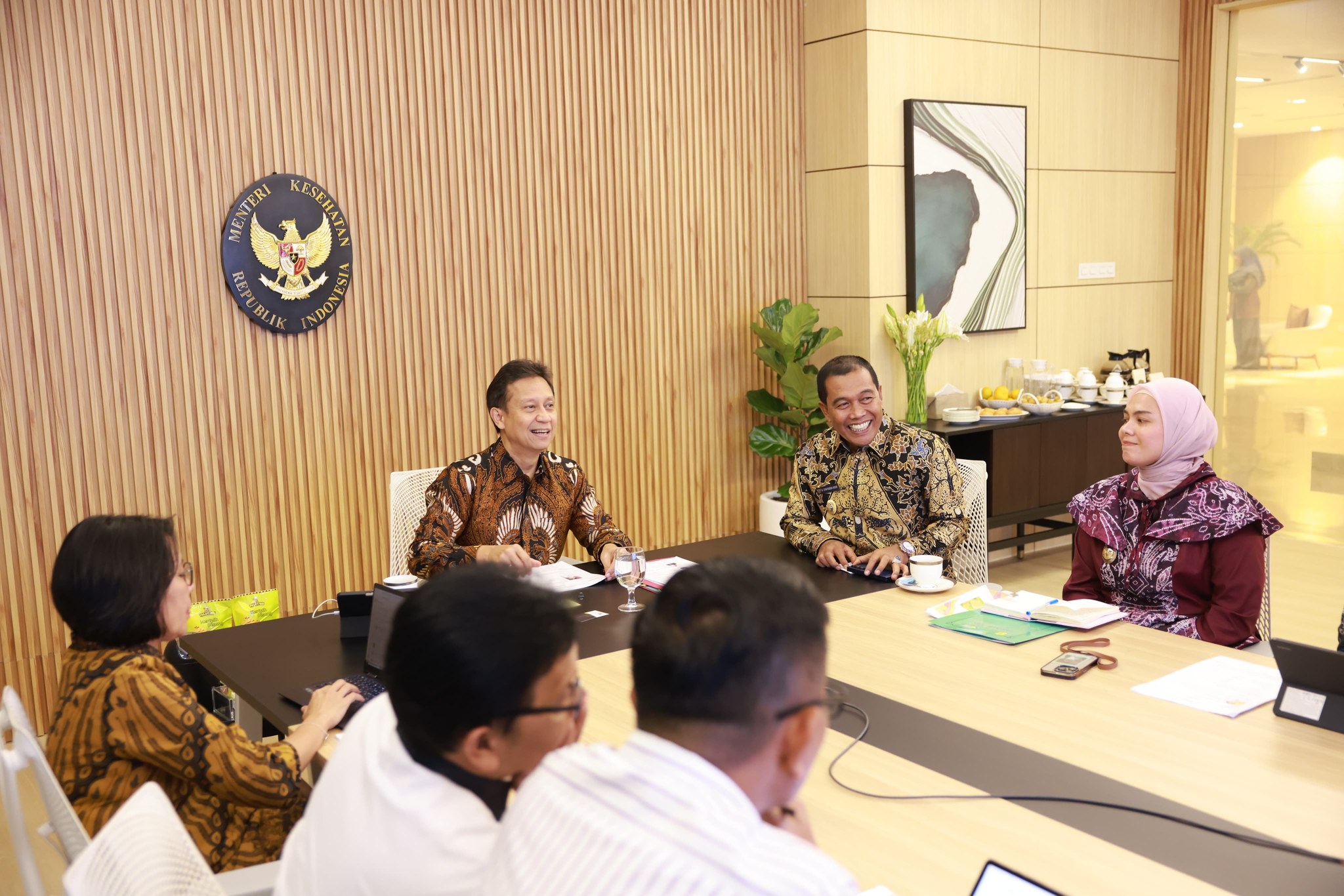TEMUI MENKES RI, BUPATI HSS SIAPKAN LOMPATAN BESAR SEKTOR KESEHATAN BANUA