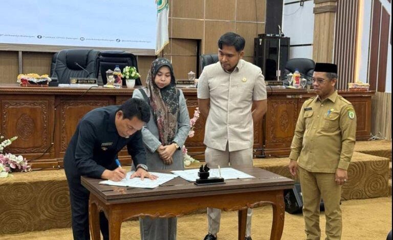 Pemkab Balangan dan DPRD Sepakati Perubahan KUA PPAS APBD 2025