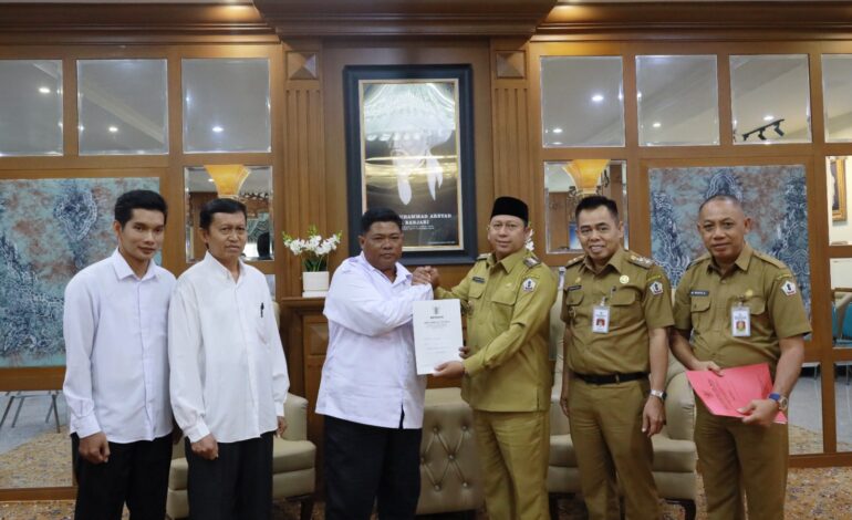 Bupati Bahrul Ilmi Komitmen Sukseskan Koperasi Desa Merah Putih di Barito Kuala