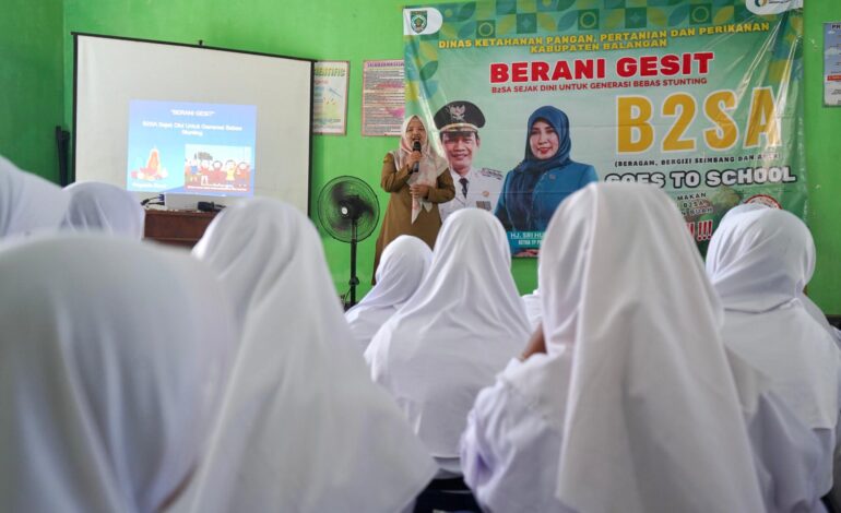 Pemkab Balangan Sosialisasikan B2SA untuk Cegah Stunting di SMPN 1 Awayan