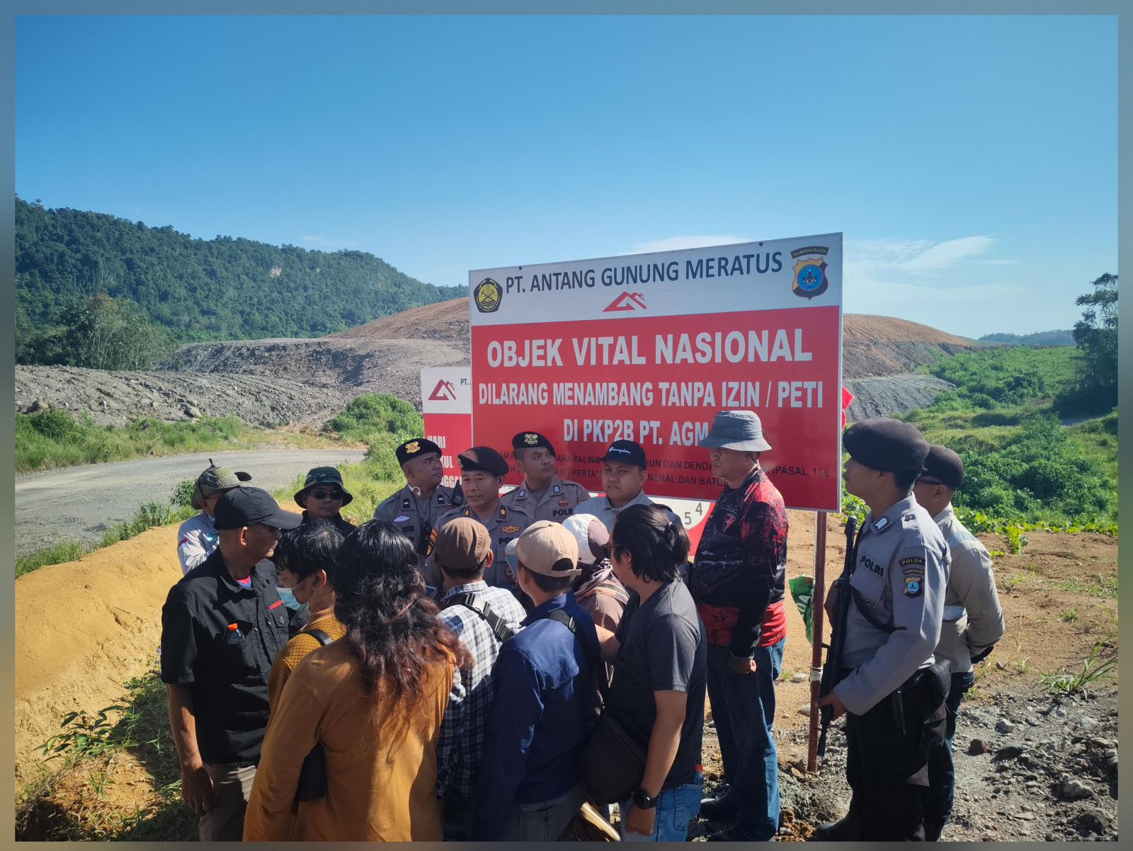PT AGM Pasang Papan Larangan PETI di Kawasan Rawan Tambang Ilegal