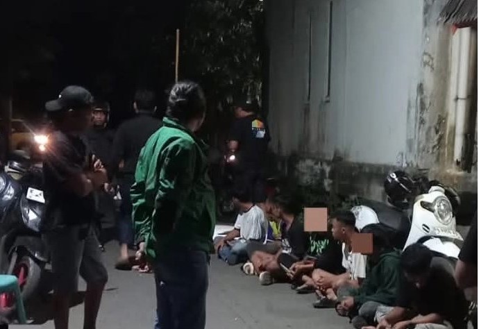 Kawanan Pemabuk di Lingkar Dalam Diangkut Anggota Polsek
