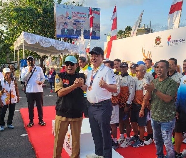 Pegiat Baveti Kalsel Bersama Sekdaprov Raih Perunggu di Ajang FORNAS VIII NTB