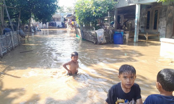 Lima RT dan 702 KK Terdampak Banjir Luapan Sungai Cisadane