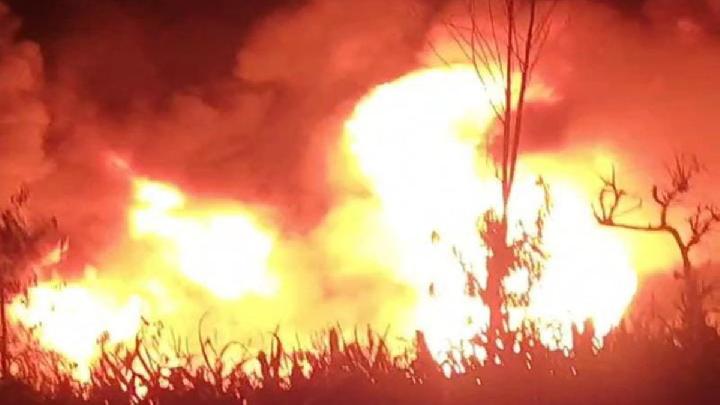 Tiga Orang Meninggal Akibat Kebakaran Sumur Minyak di Gandu