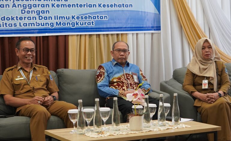SEKDA HSS BUKA WORKSHOP PENDAMPINGAN TATA KELOLA PROGRAM KESEHATAN KERJA SAMA KEMENKES RI DAN FKIK ULM